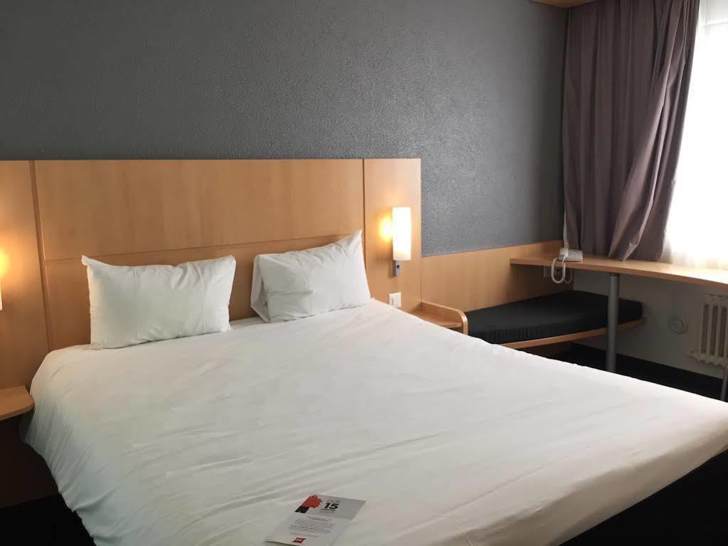 Ibis Centre Gare Geneva